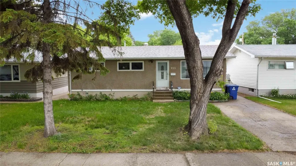 322 U Avenue N Saskatoon SK S7L 3C7