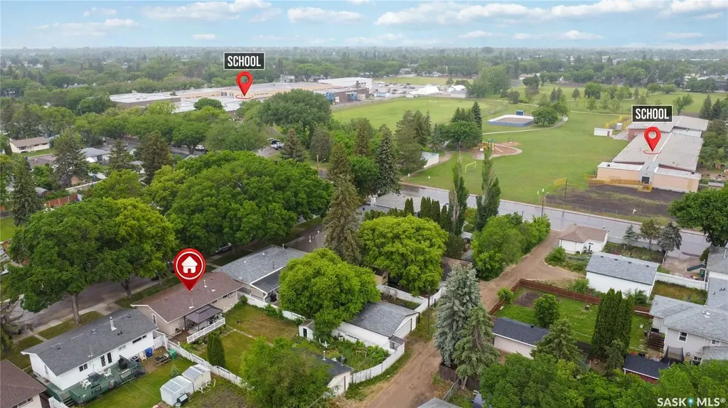 322 U Avenue N Saskatoon SK S7L 3C7