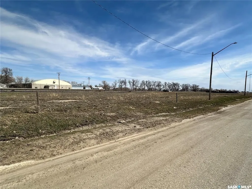 510 N Railway Avenue Carnduff SK S0C 0S0