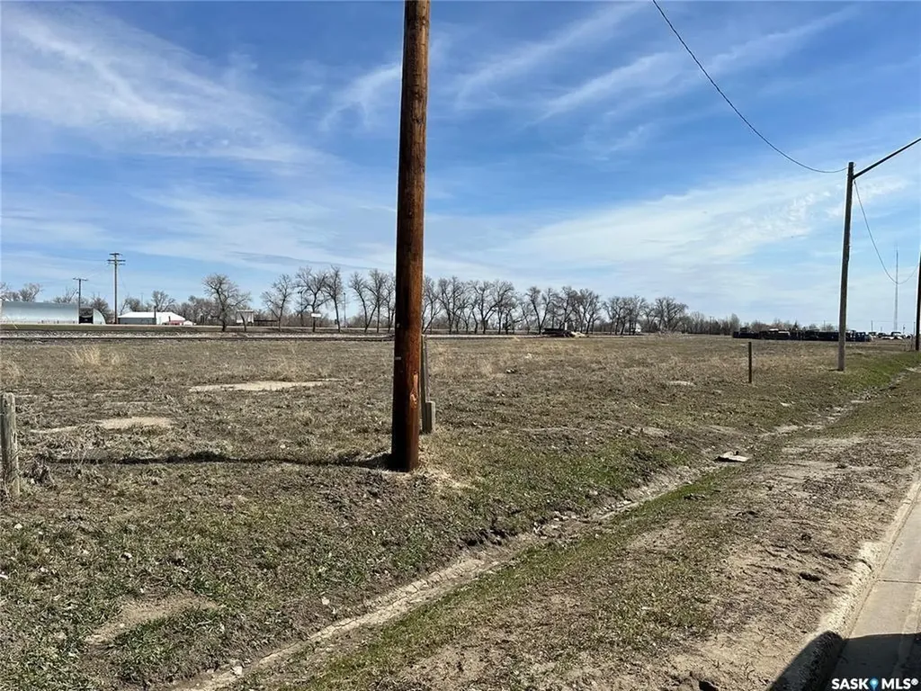 510 N Railway Avenue Carnduff SK S0C 0S0