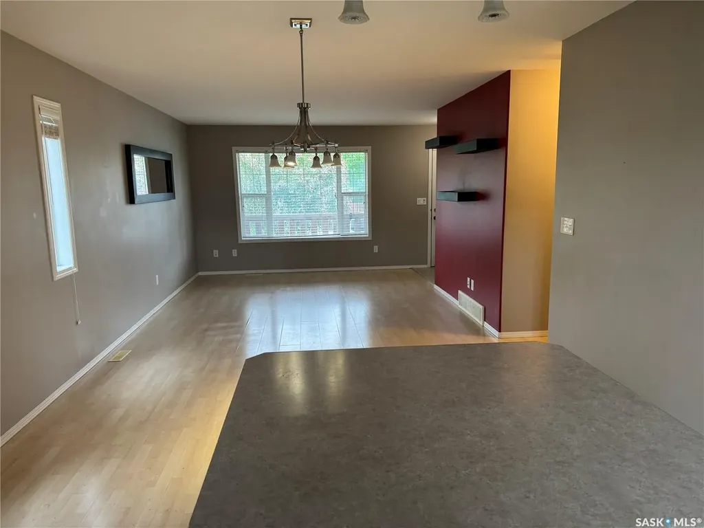 122 Keedwell Street Saskatoon SK S7W 1B4
