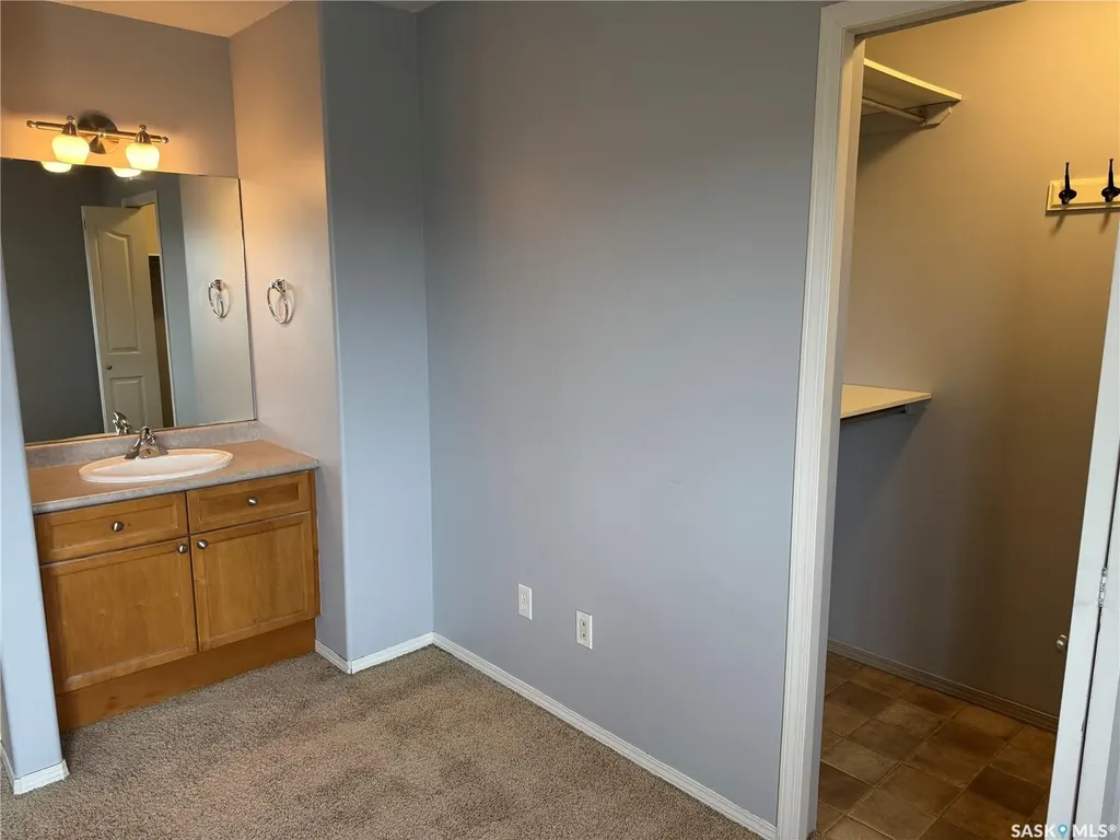 122 Keedwell Street Saskatoon SK S7W 1B4