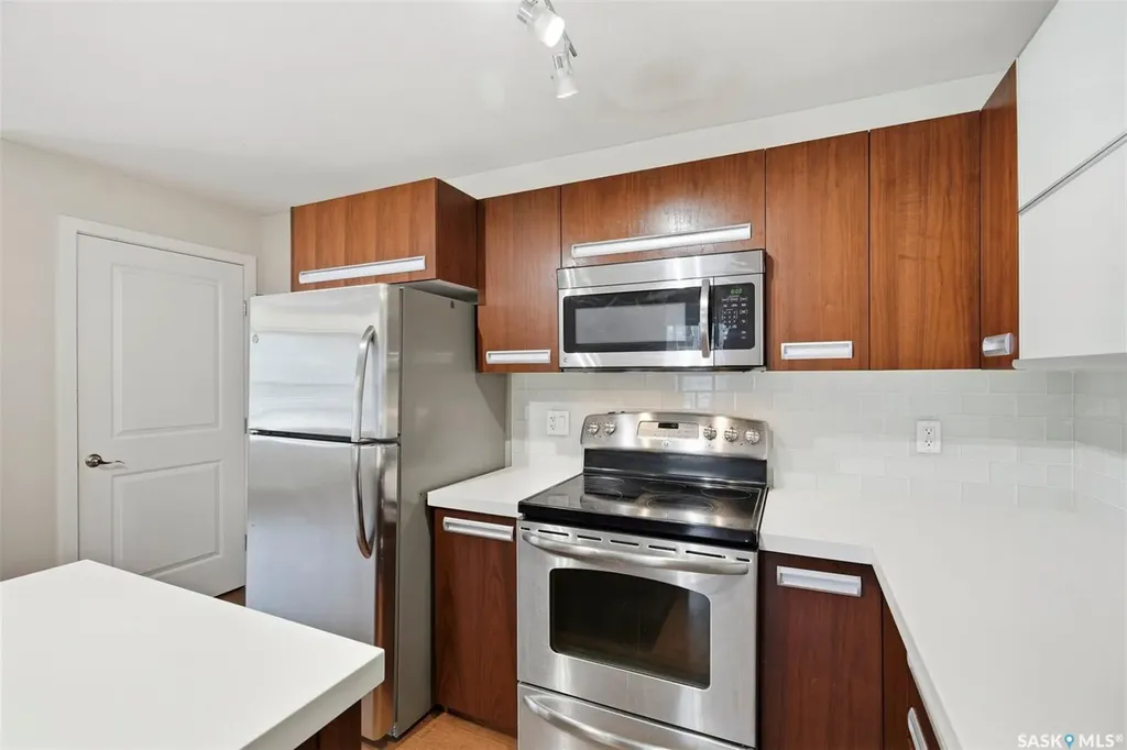 1015 Patrick Crescent Saskatoon SK S7W 0M3