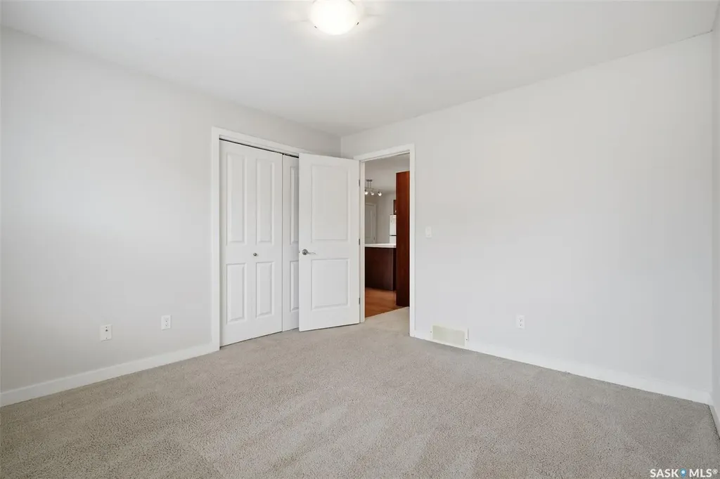 1015 Patrick Crescent Saskatoon SK S7W 0M3