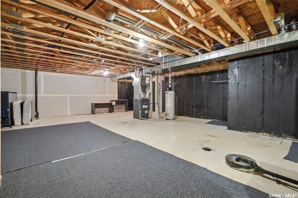 1015 Patrick Crescent Saskatoon SK S7W 0M3