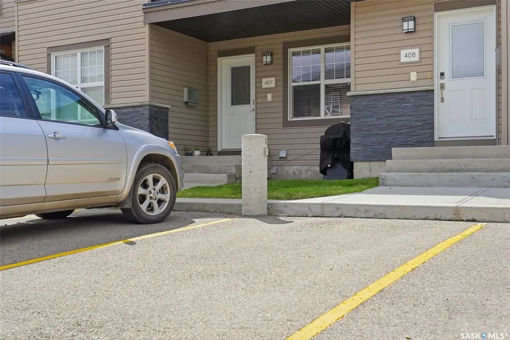 1015 Patrick Crescent Saskatoon SK S7W 0M3