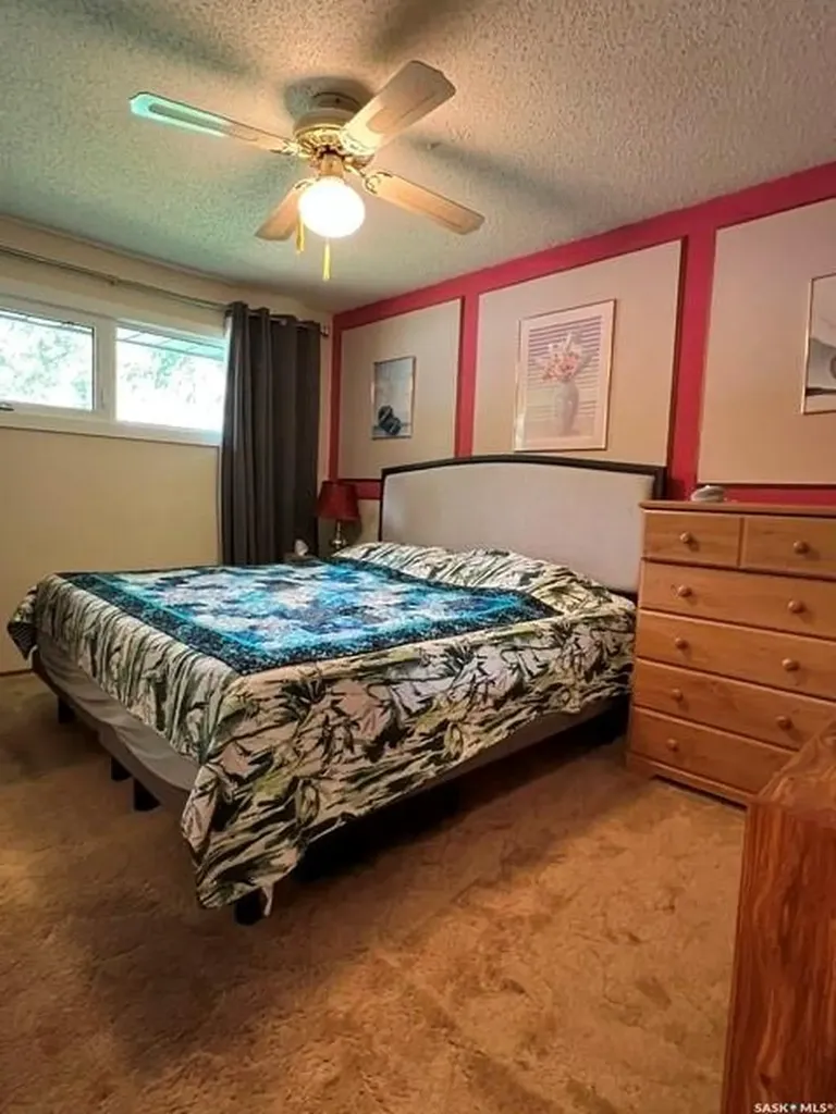 2745 Park Street Regina SK S4N 2H4