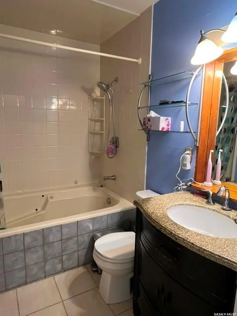 2745 Park Street Regina SK S4N 2H4