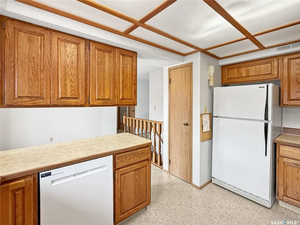 2402 Canary Street North Battleford SK S9A 3T9