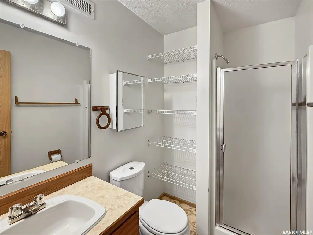 2402 Canary Street North Battleford SK S9A 3T9