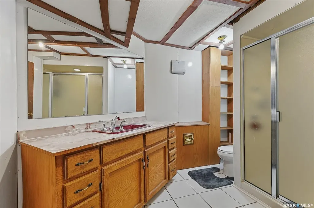 986 Rowell Crescent N Regina SK S4X 2A6