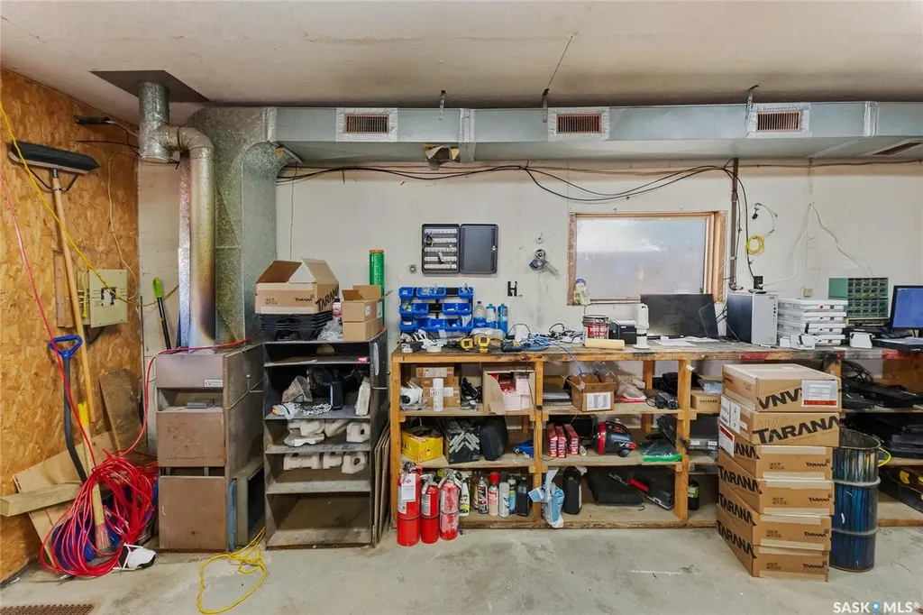 986 Rowell Crescent N Regina SK S4X 2A6