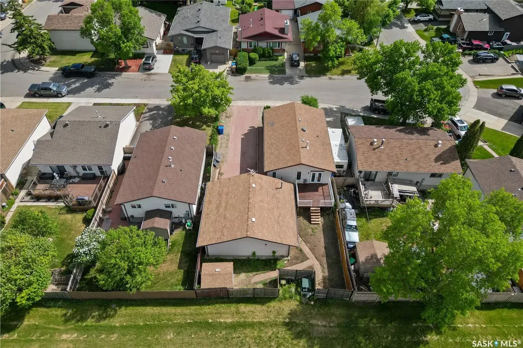 986 Rowell Crescent N Regina SK S4X 2A6