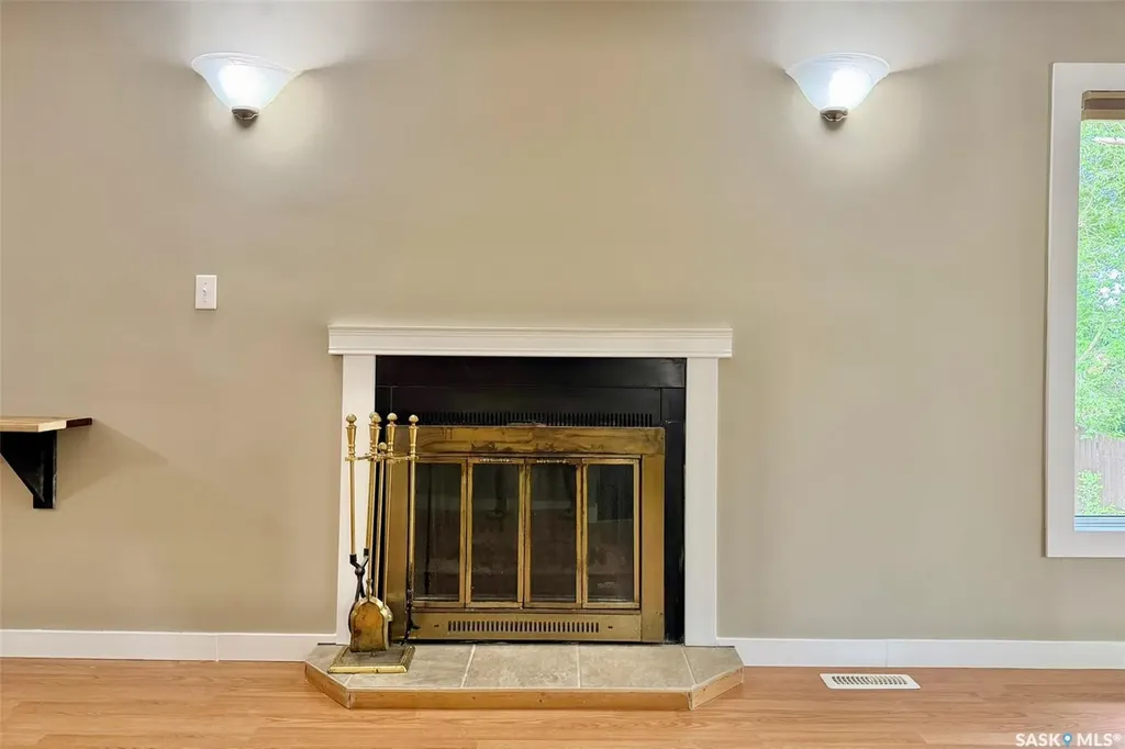 458 7th Street E Regina Beach SK S0G 4C0