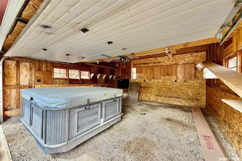 458 7th Street E Regina Beach SK S0G 4C0