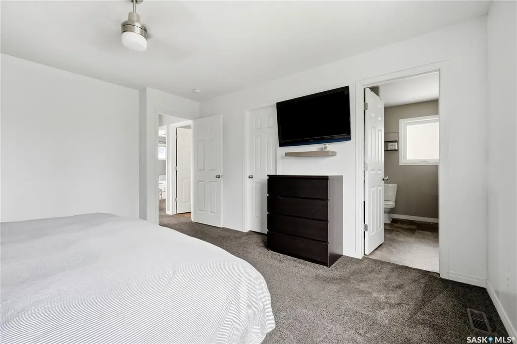 7 Plains Road Pilot Butte SK S0G 3Z0
