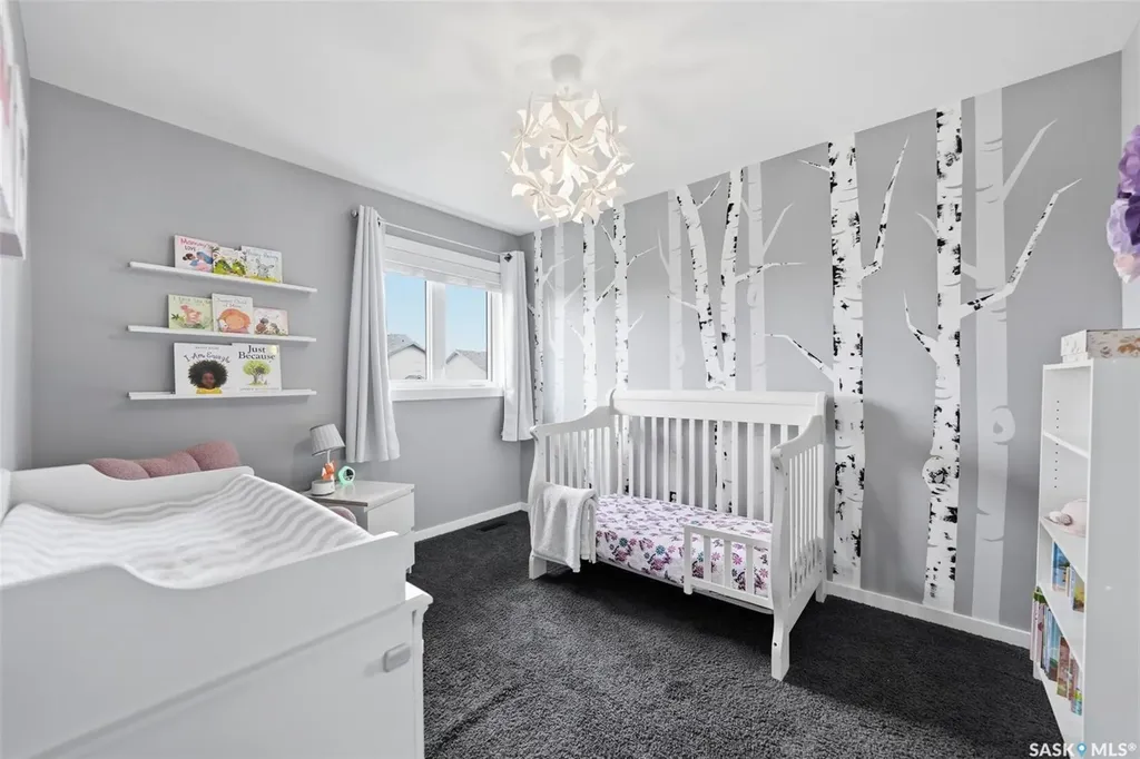 327 Hettle Cove Saskatoon SK S7T 0E8