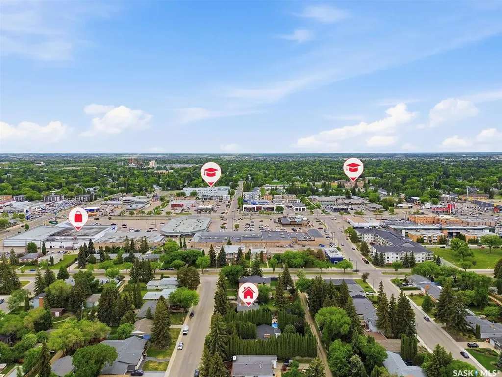 516 Lake Crescent Saskatoon SK S7H 3A4