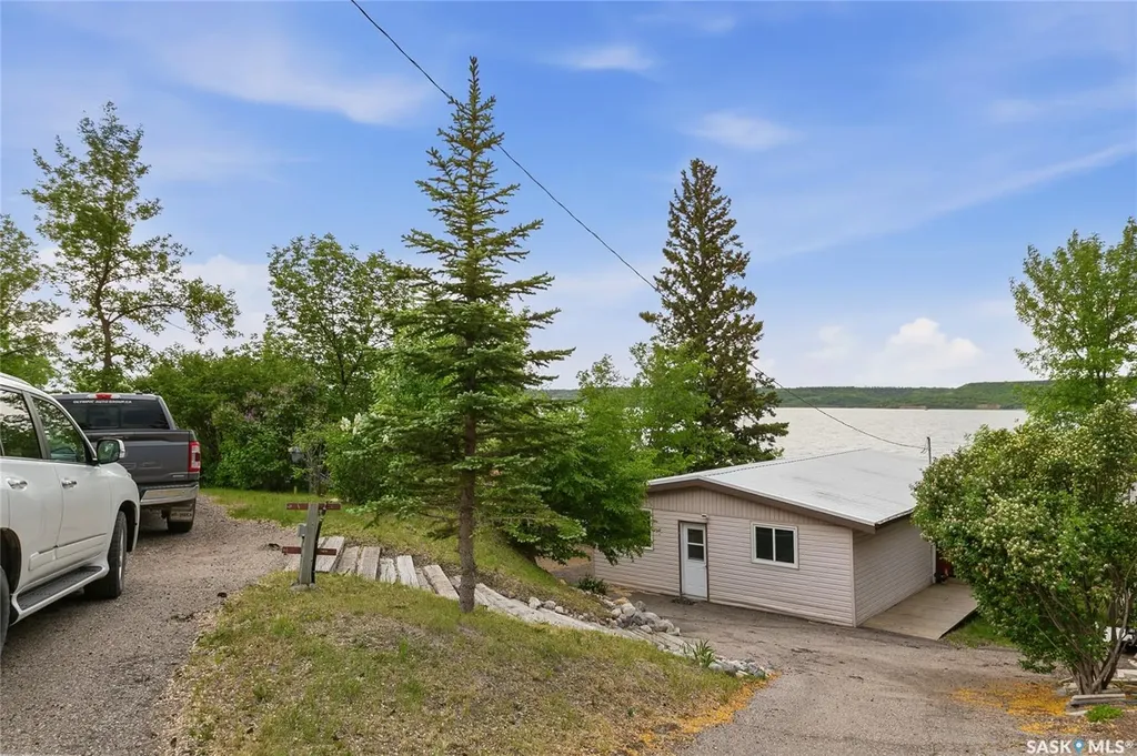 157 Lakeshore Drive Kannata Valley SK S0G 4L0