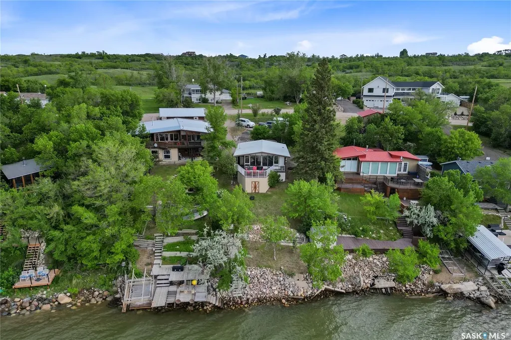 157 Lakeshore Drive Kannata Valley SK S0G 4L0