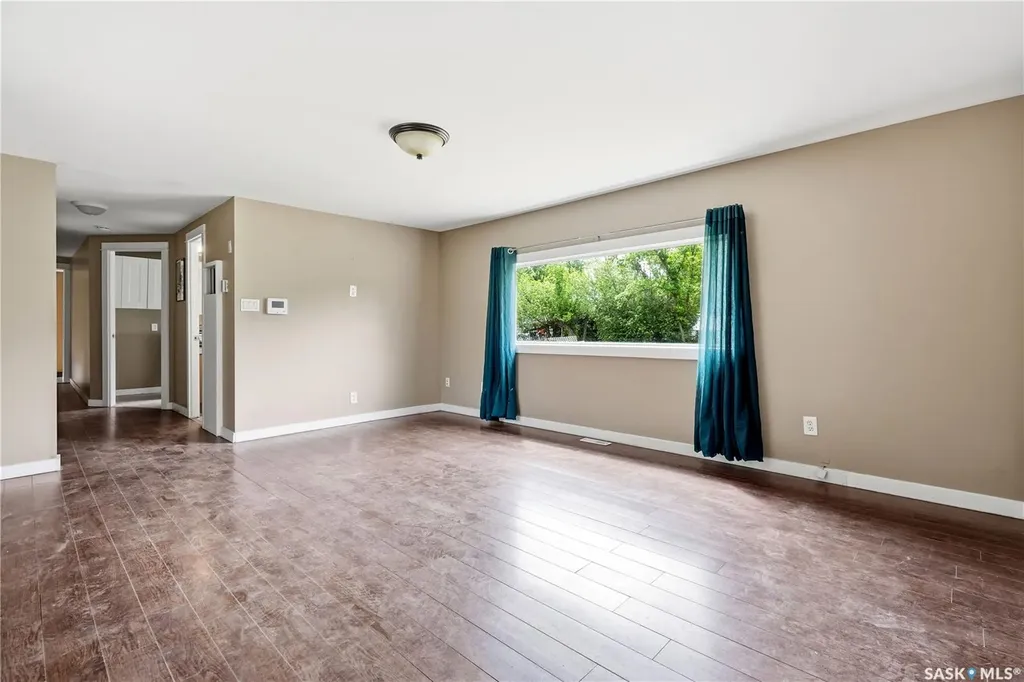 123 3rd Street W Lafleche SK S0H 2K0