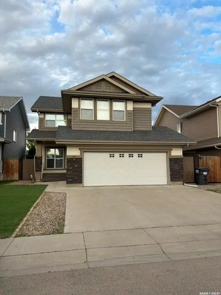 411 Flynn Lane Saskatoon SK S7V 0L1