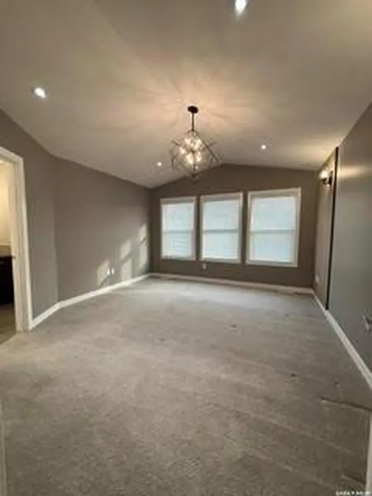 411 Flynn Lane Saskatoon SK S7V 0L1