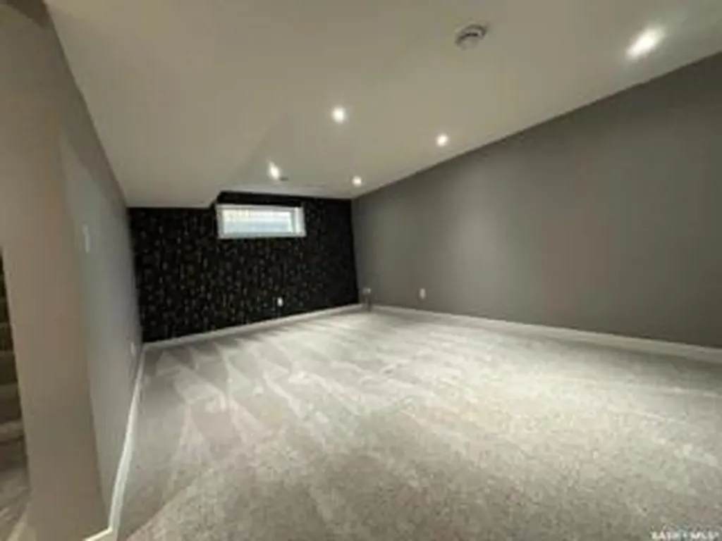 411 Flynn Lane Saskatoon SK S7V 0L1