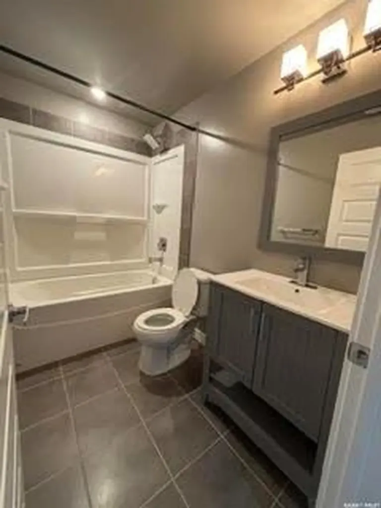 411 Flynn Lane Saskatoon SK S7V 0L1