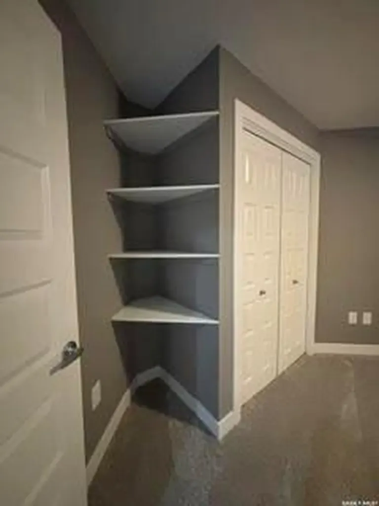 411 Flynn Lane Saskatoon SK S7V 0L1