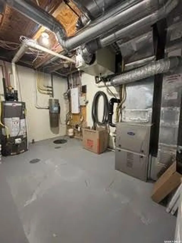 411 Flynn Lane Saskatoon SK S7V 0L1