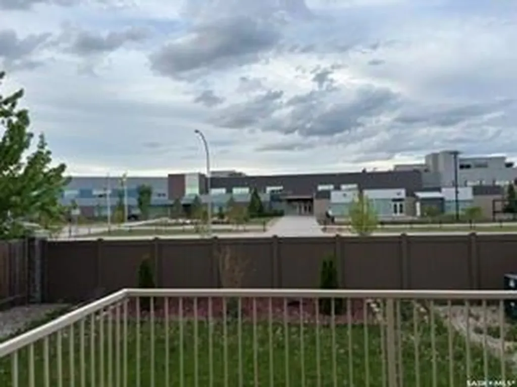 411 Flynn Lane Saskatoon SK S7V 0L1
