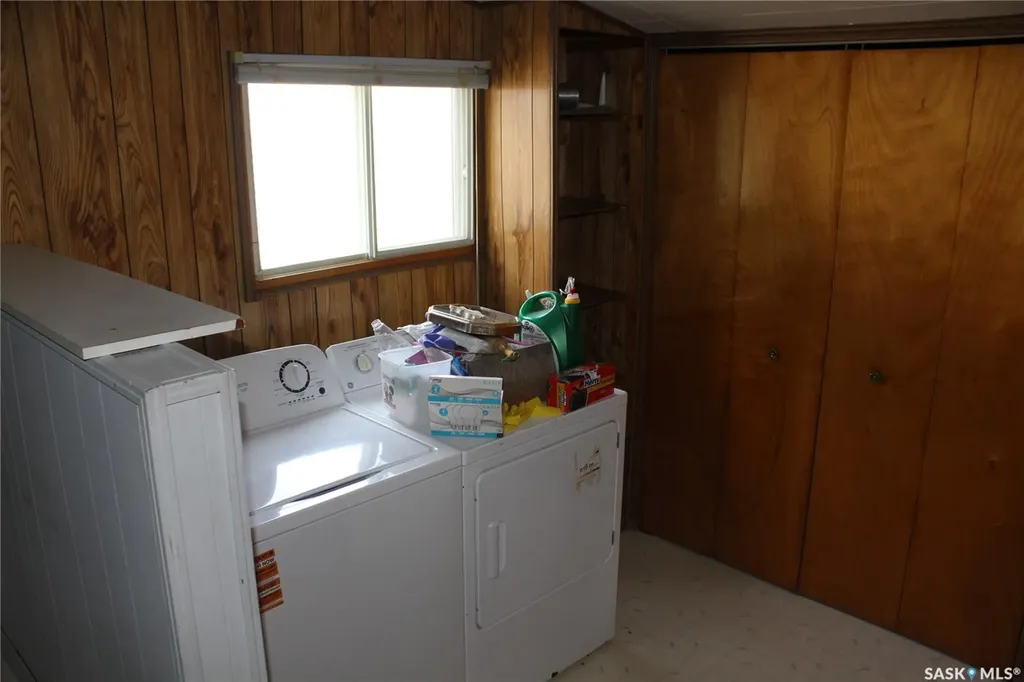 308 3rd Street E Wilkie SK S0K 4W0