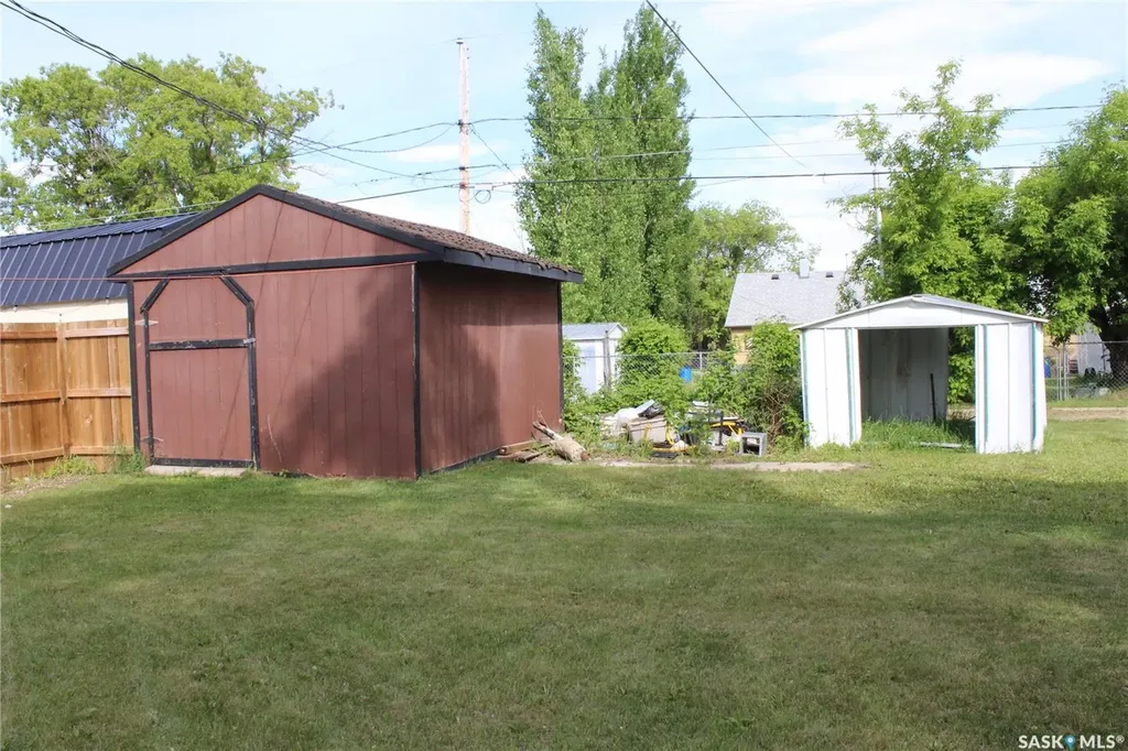 308 3rd Street E Wilkie SK S0K 4W0