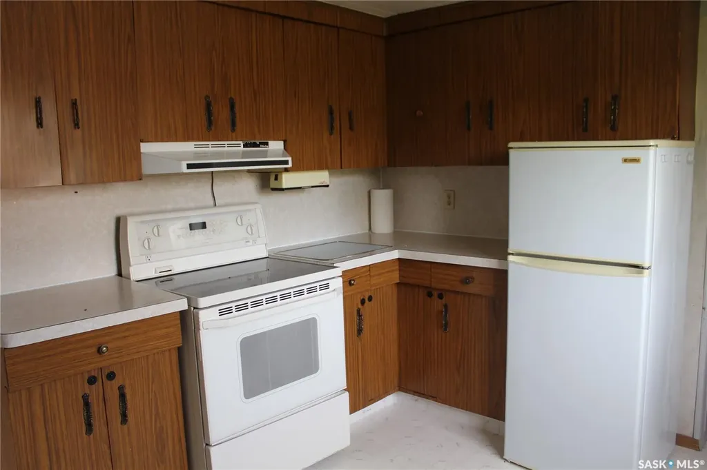 308 3rd Street E Wilkie SK S0K 4W0