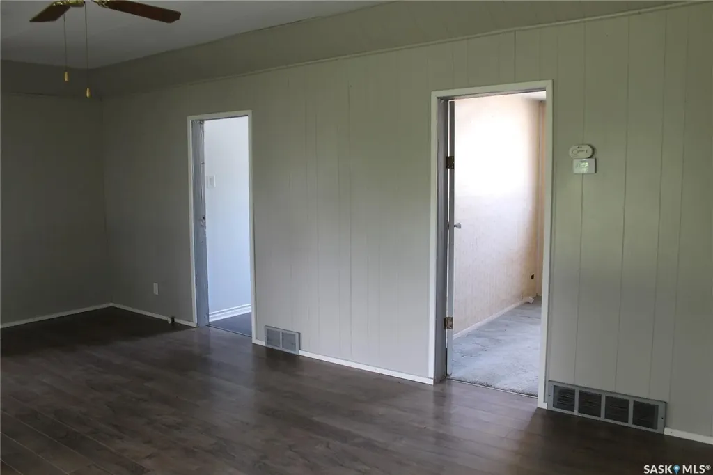 308 3rd Street E Wilkie SK S0K 4W0