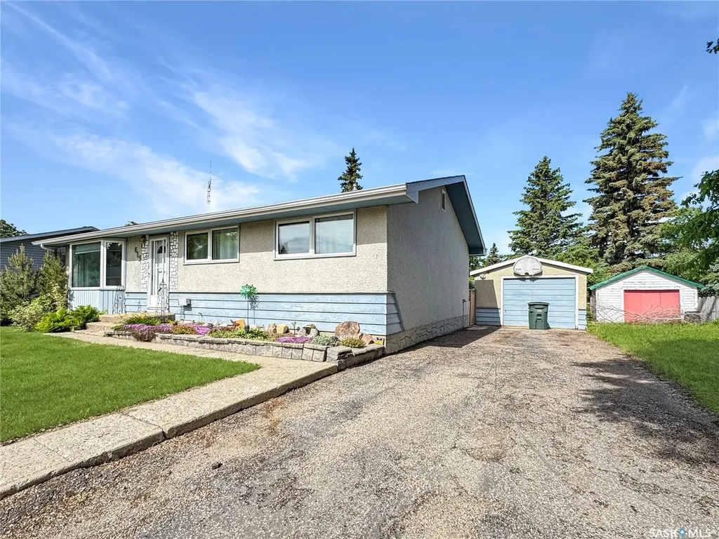 613 3rd Street W Wilkie SK S0K 4W0