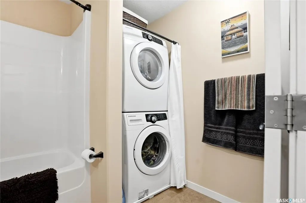 111 Richardt Place Saskatoon SK S7H 5B7