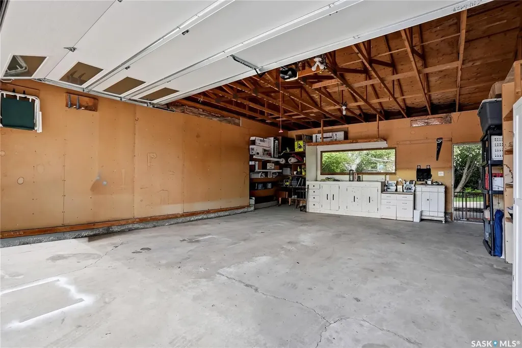 111 Richardt Place Saskatoon SK S7H 5B7