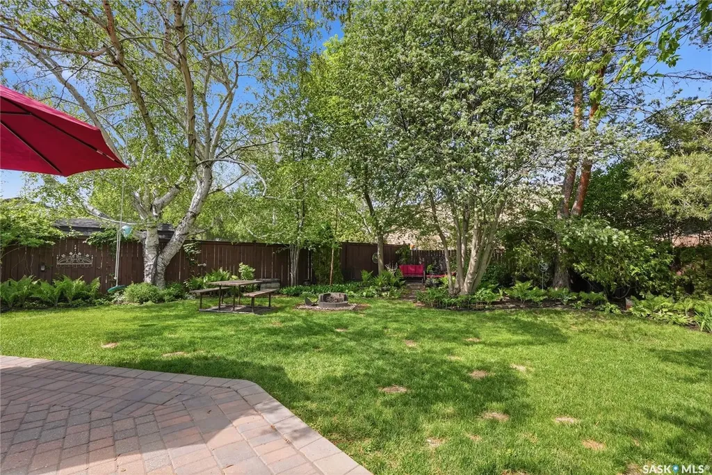 111 Richardt Place Saskatoon SK S7H 5B7