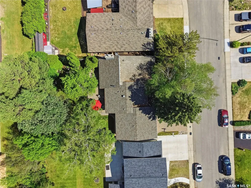 111 Richardt Place Saskatoon SK S7H 5B7