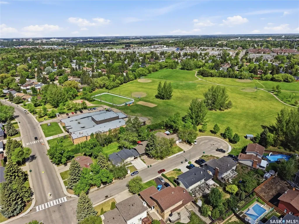111 Richardt Place Saskatoon SK S7H 5B7
