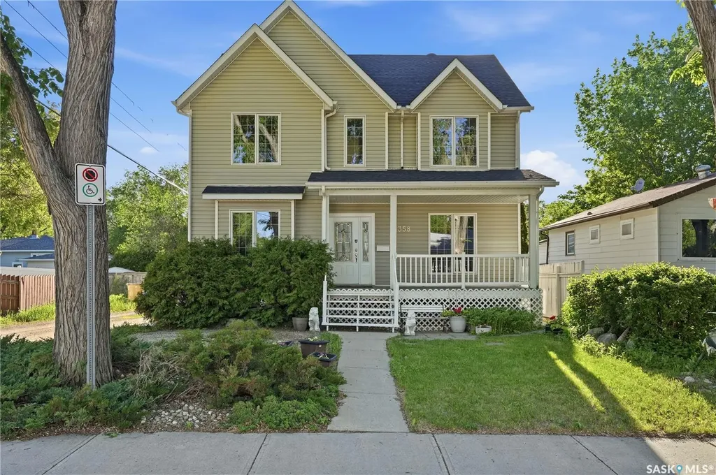 1358 Forget Street Regina SK S4T 4Y1