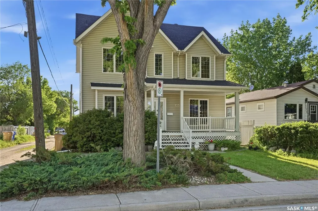 1358 Forget Street Regina SK S4T 4Y1