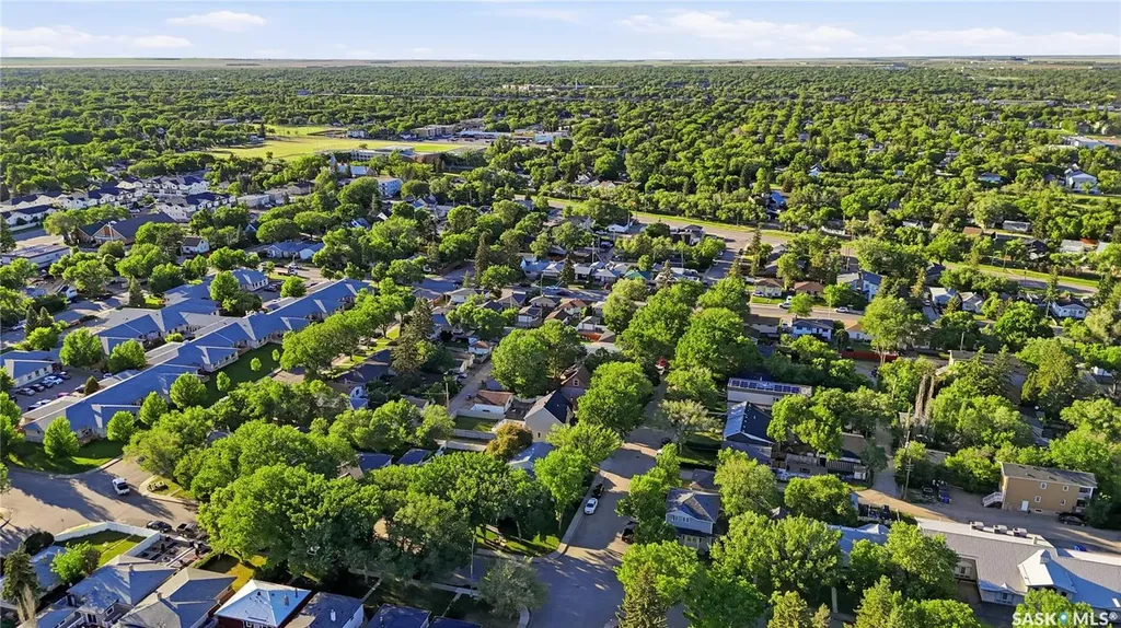 1358 Forget Street Regina SK S4T 4Y1