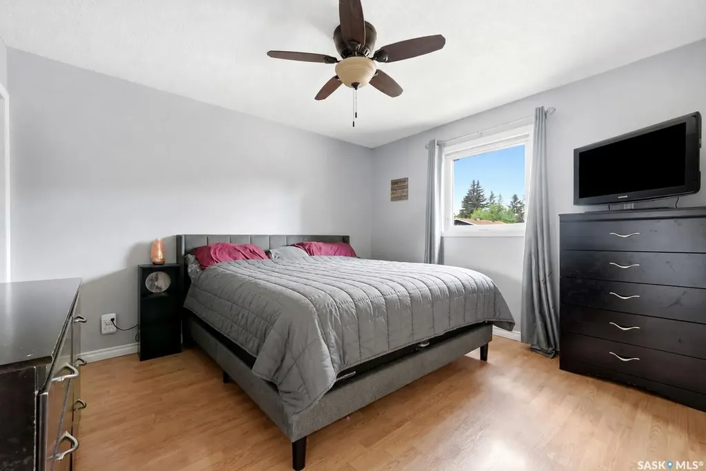 22 Salemka Crescent Regina SK S4R 7S1