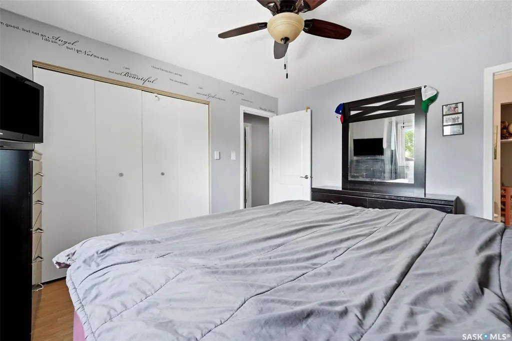 22 Salemka Crescent Regina SK S4R 7S1
