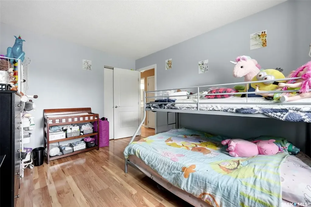 22 Salemka Crescent Regina SK S4R 7S1
