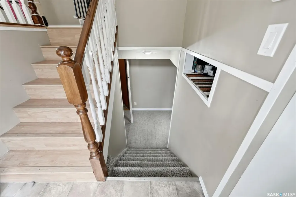 22 Salemka Crescent Regina SK S4R 7S1