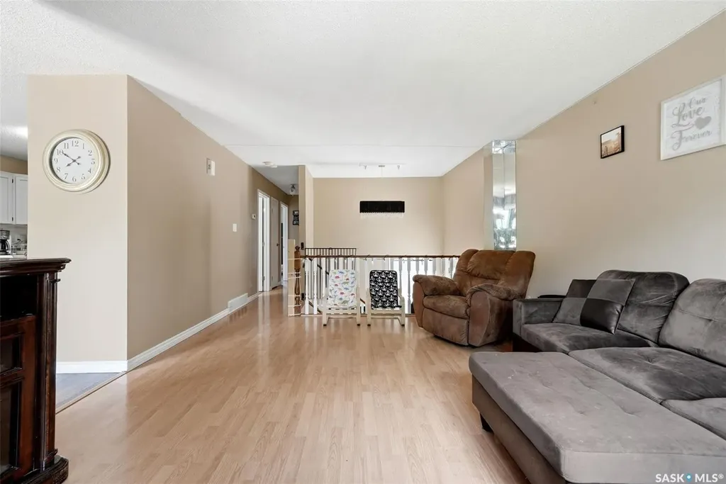 22 Salemka Crescent Regina SK S4R 7S1